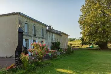 Aamiaismajoitus (B&B) Chambre D Hôte Près Bordeaux Au Château Camponac