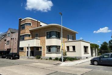 Bed and Breakfast Tuss