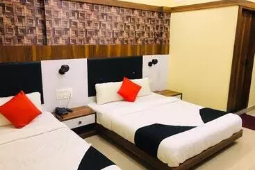 Hotel Keerthana Puttur
