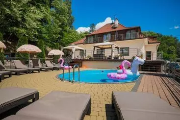Hotel łaziska