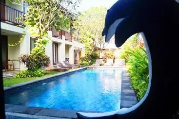 아파트호텔 Sekuta Condo Suites