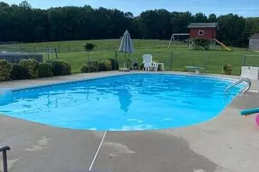 Wolf Creek Farm B&b And Motorcycle Manor At Wolf Creek Farm, Llc