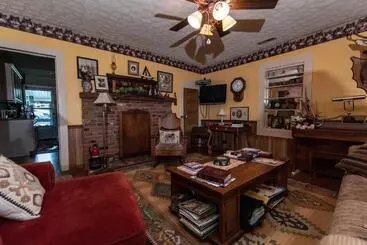 Wolf Creek Farm B&b And Motorcycle Manor At Wolf Creek Farm, Llc