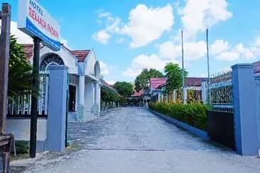 Collection O 91046 Hotel Remaja Indah Masamba