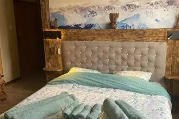 Hotelli Auberge Du Raddon