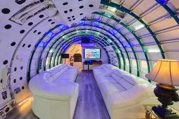 Twin Jets Resort