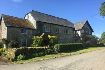 Lower House Farm B&b, Herefordshire