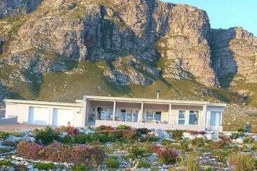 بنسيون Whalecome Guest Suite