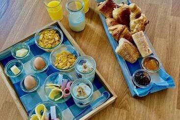 Bed & Breakfast Bourgeoisie @ Brandon