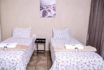 בית מלון כפרי Lempitse Lodge