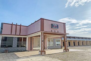 Hotel Oyo 91657 Penginapan Radja Jeneponto