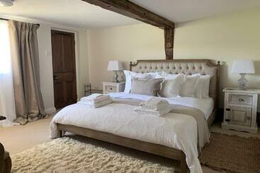 住宿加早餐 Church Farm