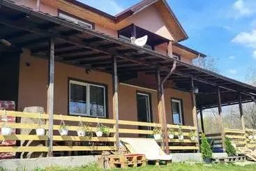 Pensiunea Poiana Marului Bisoca