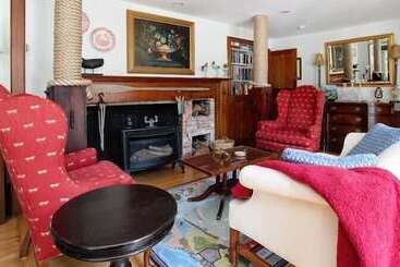 مبيت وإفطار Bursley Manor