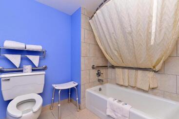 ホテル Americas Best Value Inn Clear Lake