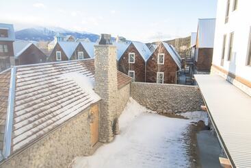 Surf Hotel & Chateau