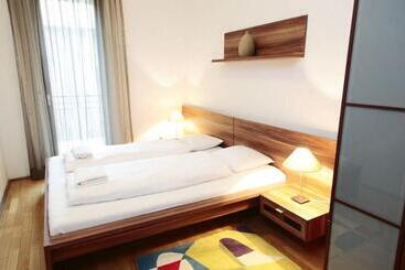 Schronisko Maverick City Lodge