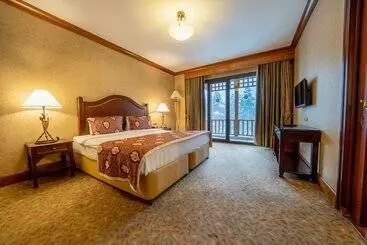 호텔 Duja Chalet Ski Center