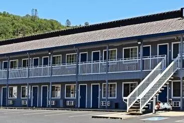 호텔 Lake Point Lodge