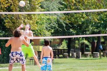 فندق North Texas Jellystone Park