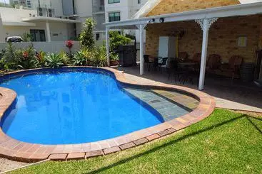 Cotton Tree Beach Motel