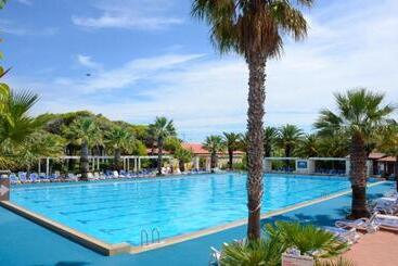 בית מלון כפרי Igv Club Marispica