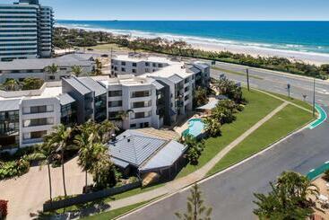 Mylos Holiday Apartments