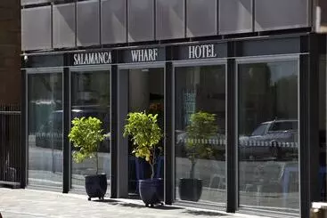 Апарт-отель Salamanca Wharf