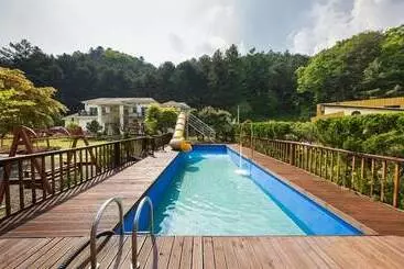Yangpyeong Happy Story Pension