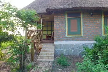 Irungu Forest Safari Lodge