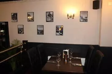 No.2 Hotel And Restaurant