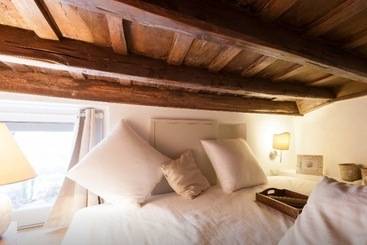 هتل Navona Vita Suites