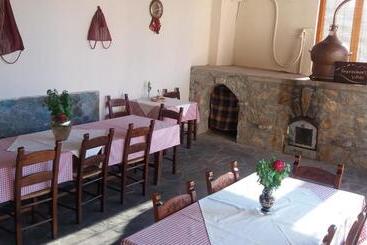 アパートホテル Petrochori Apart