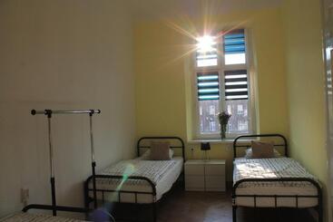Hostel Centrum Sabot