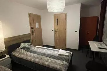 Aamiaismajoitus (B&B) Antonina Pensjonprzykortach