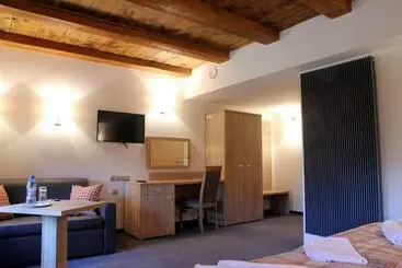 Bed and Breakfast Noclegi Złota Podkowa