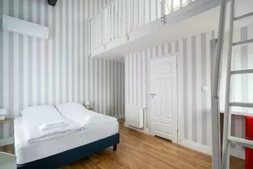 ペンション W Starym Porcie Pokój Z Widokiem Na Zalew Wiślany Balkonem I Antresolą