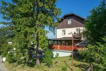 Aamiaismajoitus (B&B) Biały Domek