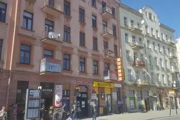 Rodmos Hostel