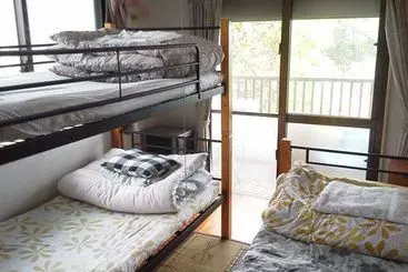 Pensão Guest House Shiraho Friends House