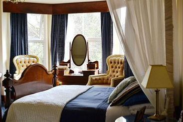 مبيت وإفطار Redcliffe House