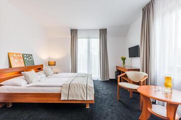 住宿加早餐 Pensjonat Gieland Koło Mrągowa