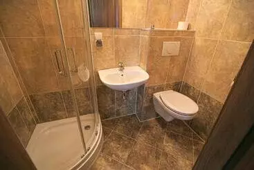 Aamiaismajoitus (B&B) Pensjonat Lew Jaskiniowy