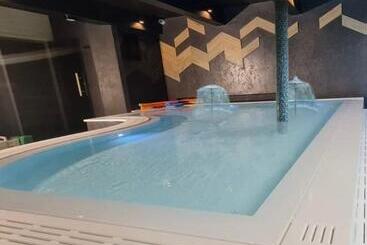 Aparthotel Four Winds