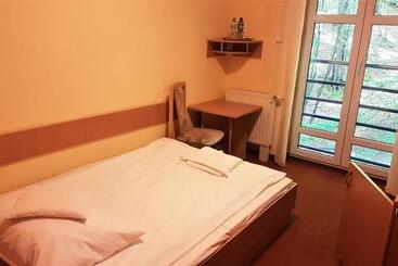 Hostel Leśny
