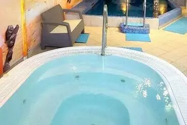 Aamiaismajoitus (B&B) Rezydencja Korab