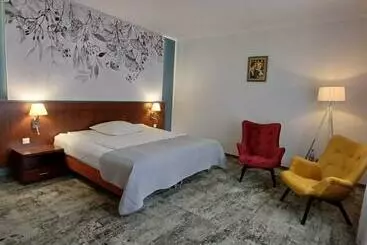 Aamiaismajoitus (B&B) Villa Intryga