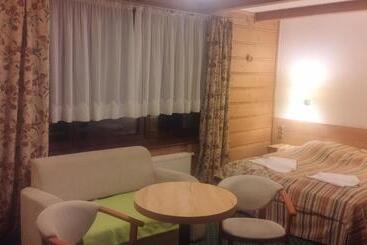 تختخواب و صبحانه Willa Panorama Spa