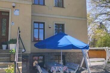 تختخواب و صبحانه Willa Pod Gwiazdami & Spa