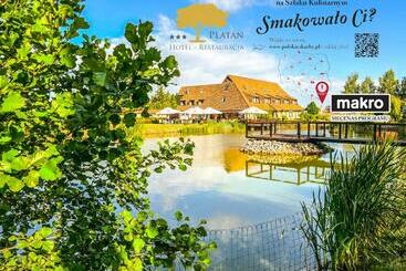 ホテル Restauracja Platan